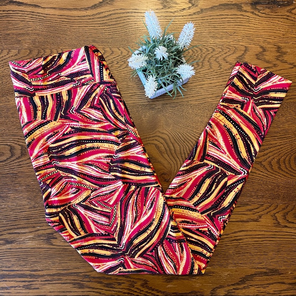 2/$15 or 3/$20- *NWOT* LuLaRoe leggings